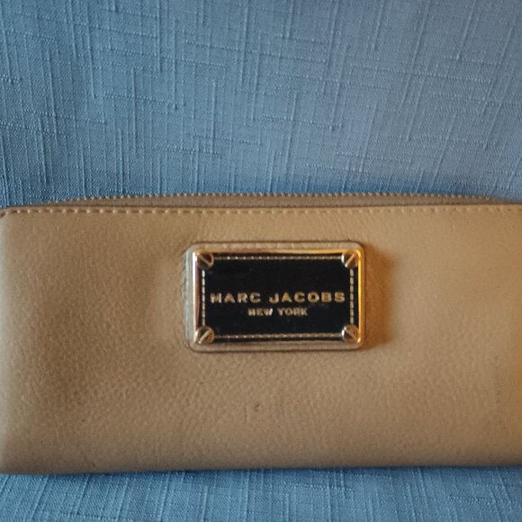 Marc Jacobs M0011316 - Classic Standard Continental Leather Wallet - Picture 1 of 4